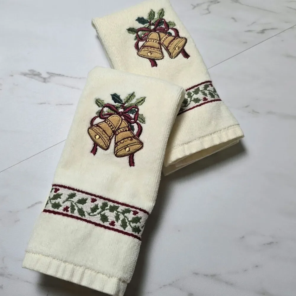 Vintage Ritz Embroidered Jingle Bells set of 2 Hand Towels